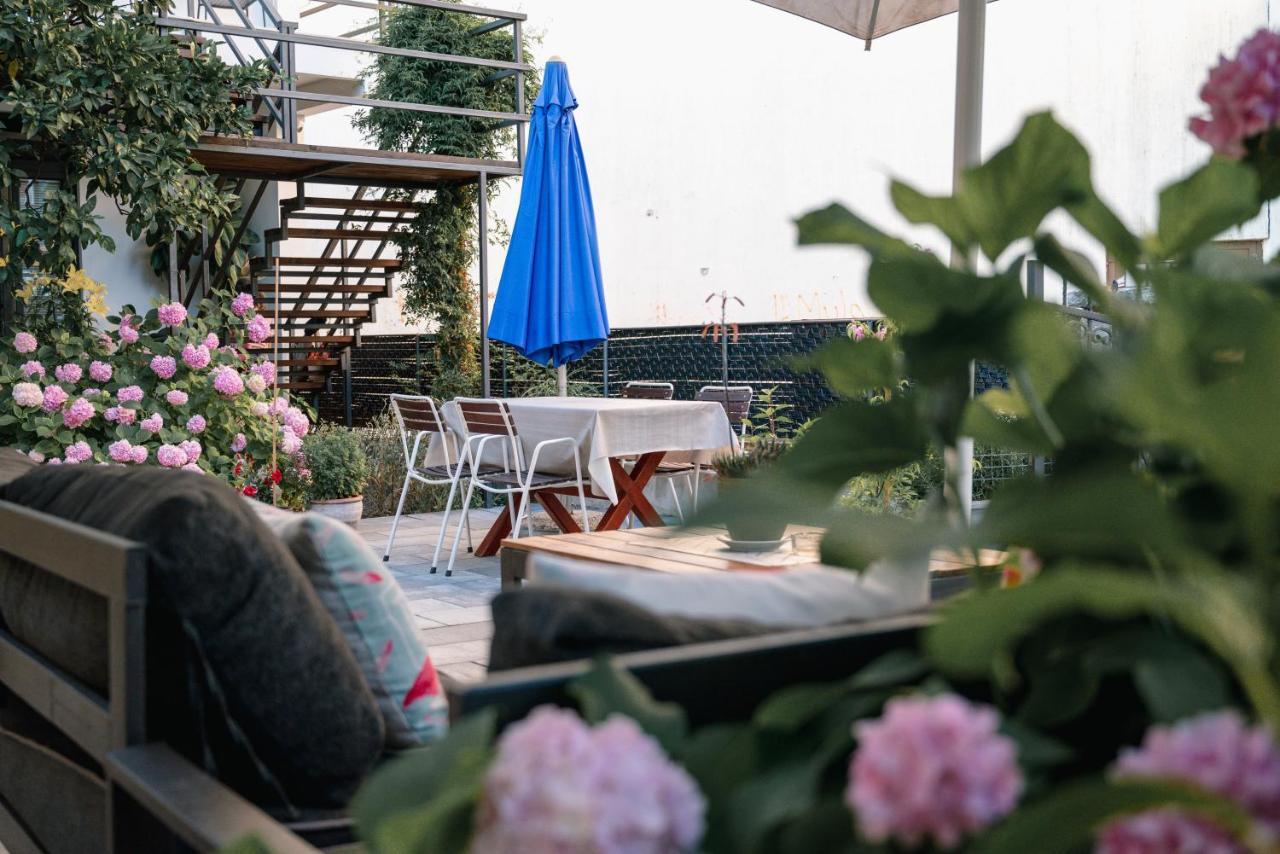 Hostel Center Улцин Екстериор снимка